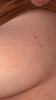 Nuevo nivel de vista y ángulos! Chica tiene increíbles pezones lechosos chupables