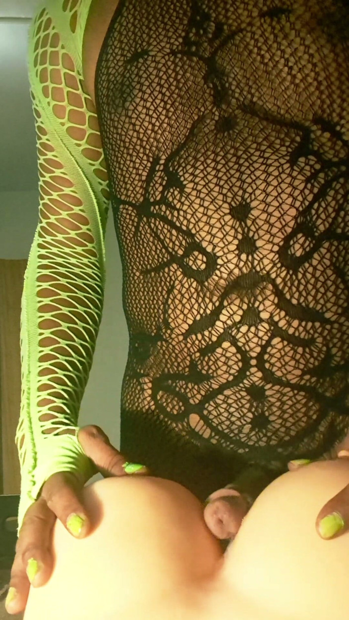 Milah CrossxxX: I'm Making You a Surprise Video for Work