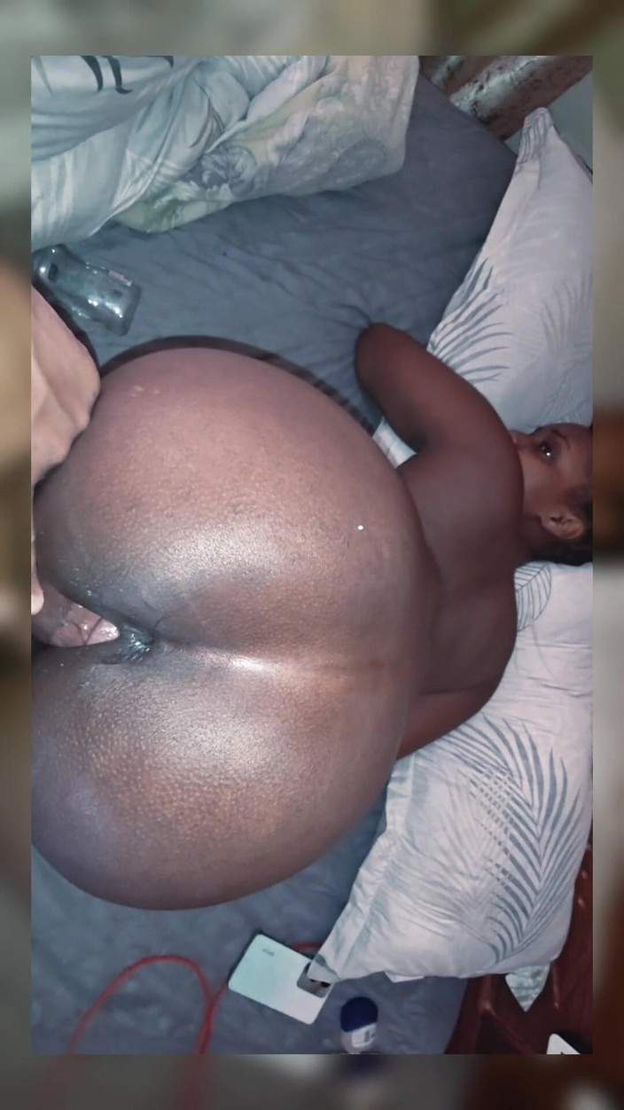 Cho his way: 自家製セックス、魅力的なナチュラル・イケメン - チョヒ・デライト