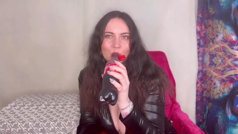 MissFFW: Miss Ffw Njuter av en fizzy drink och burping