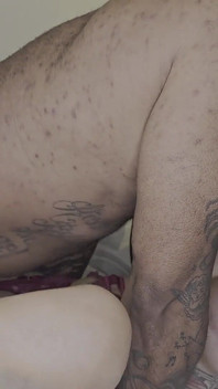 그녀의 젖은 보지에 깊은 흑인 대물 자지를 사랑하는 Roxi K