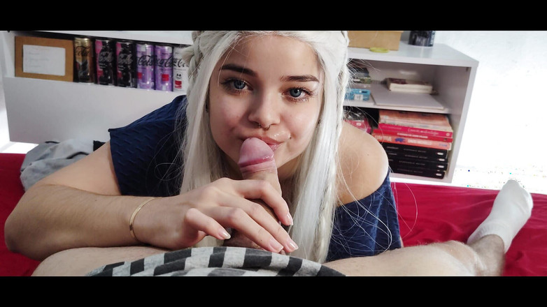 Wellington Ribeiro: 白狼 ofc - 公主在坐下之前把鸡巴深深地塞进嘴里。 白月亮