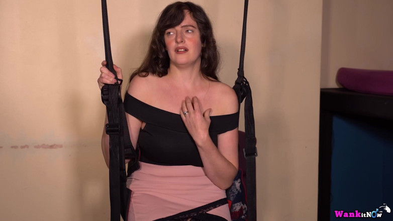 Wank it Now: Kate-anne - balançando com minha meia-irmã
