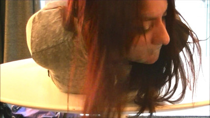 Selfgags classic: L'arrapante super figa brucia le calorie in bondage