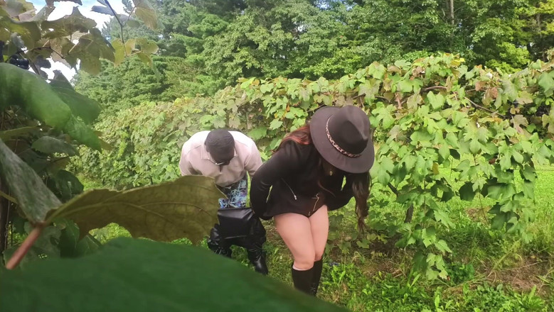 Sir juicy: Picking Grapes Then Stepdaddy Pop Her Grape on the Vine...