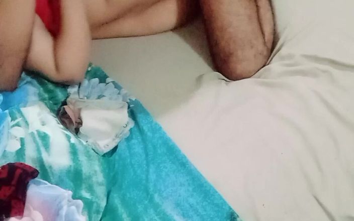 Sexy Yasmeen blue underwear: Yenge ki tange uthai