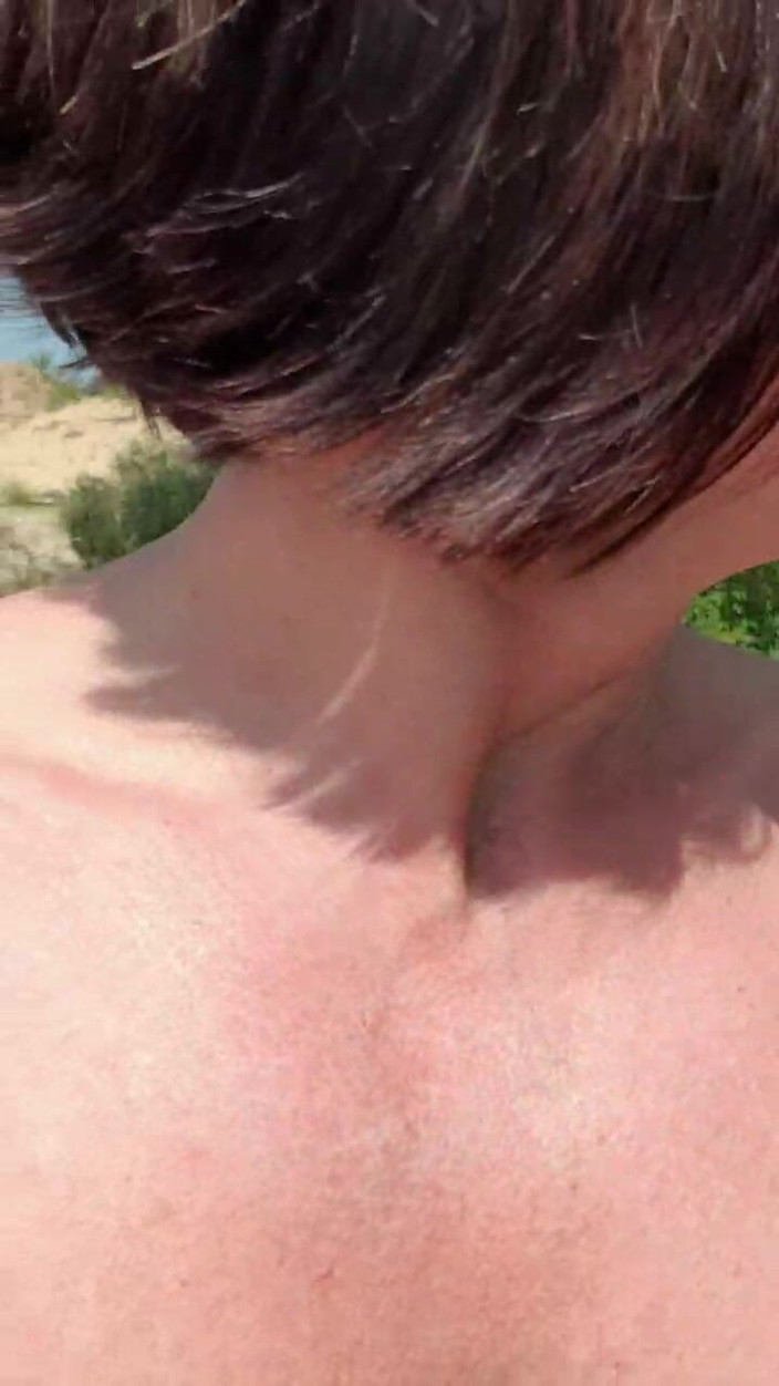 JulieEroticDress: Nude Run with Outdoor Squirt