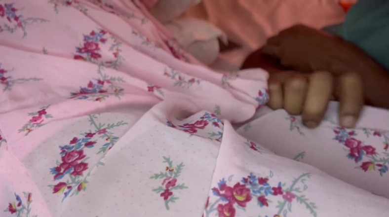 Pavam pavam rajkumari: Malaieze Gril cu Play Boy