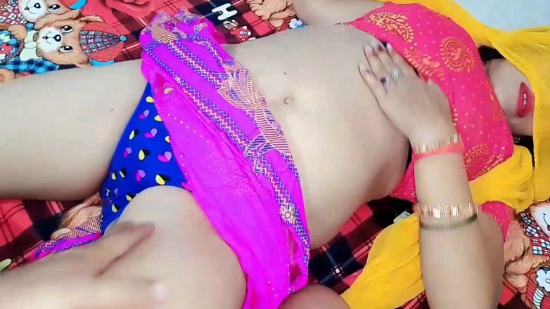 Komalaman: Meine schöne ehefrau wurde von meinem jüngeren stiefbrud hart gefickt