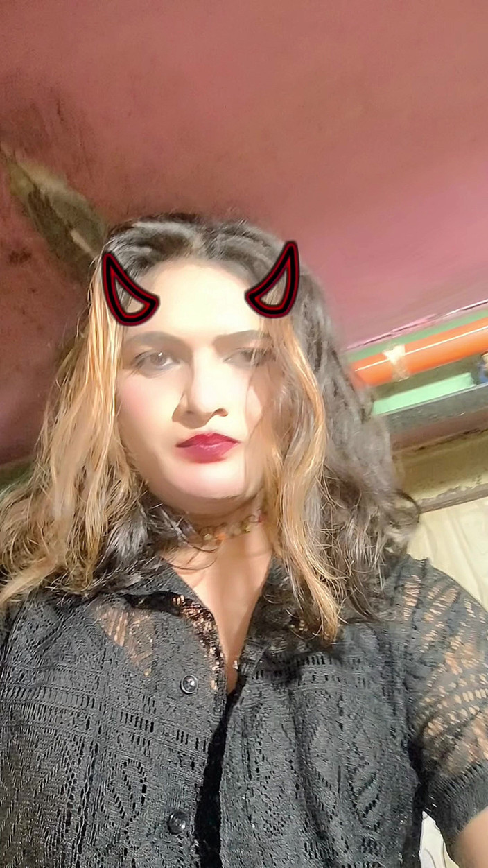 Zoyasazadai: Zoya Shezadi jde na večeři Dnes večer celá noční zábava