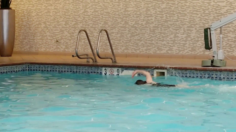 MarieRocks: 젖어도 섹시해지는 거유 GILF