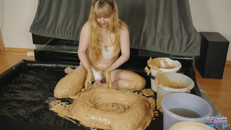 Lyndra Lynn: padaarth prayog