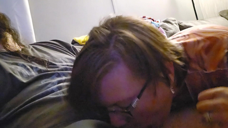 Funhousewife69: Date nite, jetzt zeit für meinen nachtisch, schluck sperma