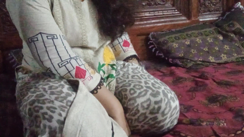 House 3: Трахав спрагла до члена тітоньку з гарячим тілом