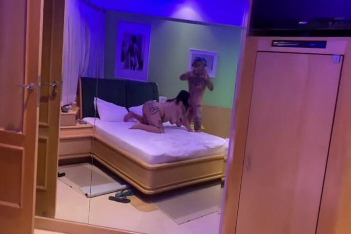 Amateur world: Video frumos și fierbinte, amator cu penis mare