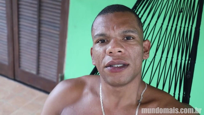 MundoMais: Cumming on the Net