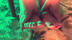 Evol Feet: Toes Wiggling and Spreading for Your Pleasure
