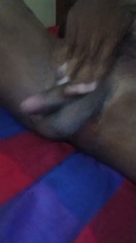 Pancutan zakar yang belum disunat dan precum