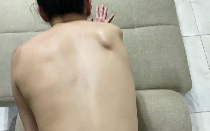 Jollyfuckingoldman: Stiefschwester hat analorgasmus