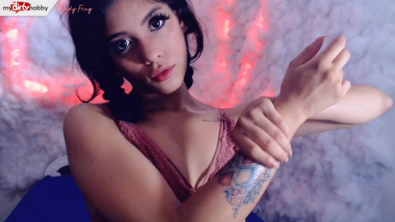 Candy Feng: รอยสักน้ำมันเงา