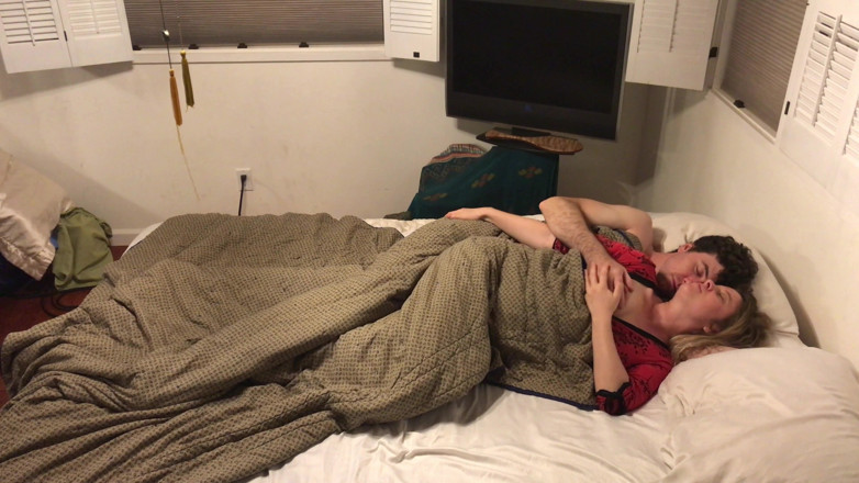 Erin Electra: Madrastra Comparte Cama Con Hijastro