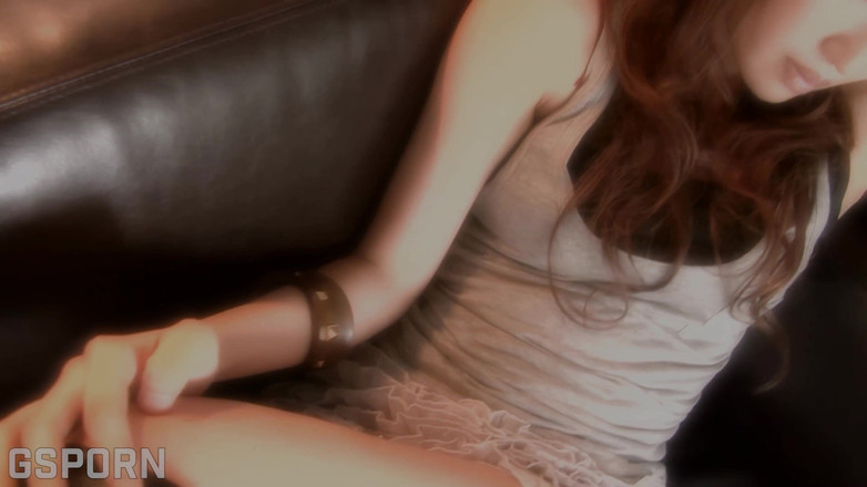 Go Sushi: Sexy japonský gangbang Šukání sexy naolejované MILFky