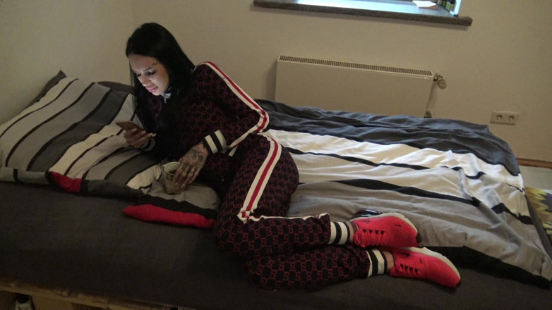 Maja-Bach: Fucked by the Pizza Delivery Guy!!!