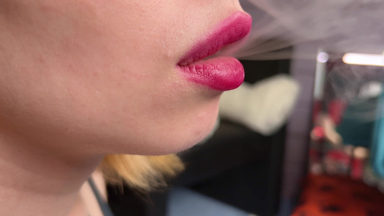 Eva Deva: 喫煙フェティッシュ。吸う、好き?