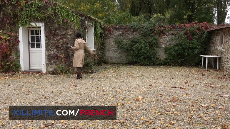 French girls at work: Detective catches Tiffany Leiddi during anal sex
