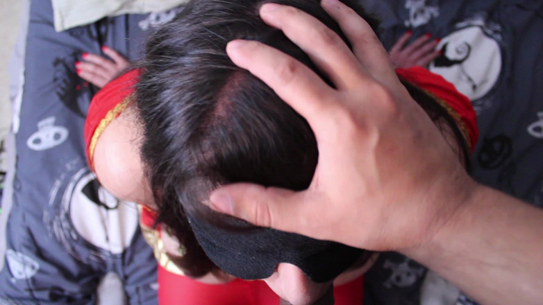 VickyVixen: Blindfolded Face Fuck