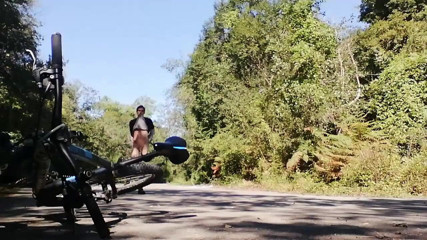 Culopeke: Young man playing with his bike with dildo in his...