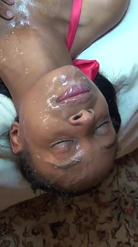 Bukkake gangbang enormes tratamentos faciais