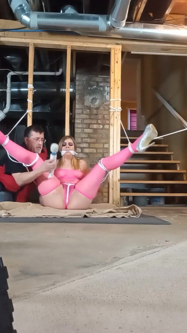 Tropical Lust: BTS bondage shoot