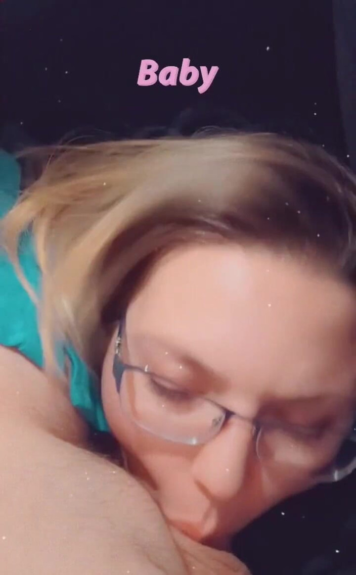 Funhousewife69: Sucking His Cock While Working, Gotta Suck and Work