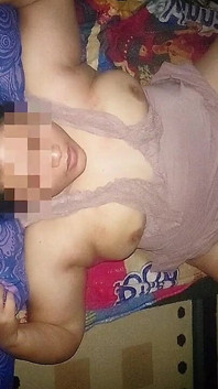 내 이웃을 빨아주는 쾌감. 내 몸이 진동하게 만들어