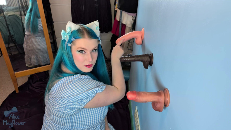 Alice_Mayflower_Scottish: Девушка Neko тренируется с дилдо - девушка-соло