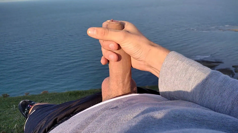 Elvissc: Huge Dirty Cock Gets Handjob on the Beach and Squirts...
