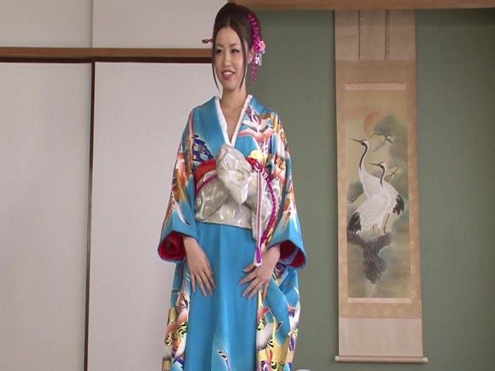 JAPAN IN LOVE: Awek Asia dalam pakaian dalam adegan pakaian dalam- 2 si rambut...