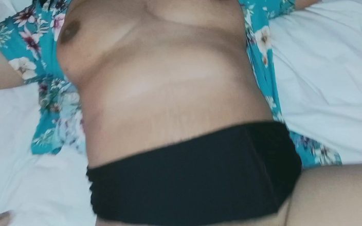 Ayuningsih: Eu levei meu jovem para uma tonelada porque eu estava...