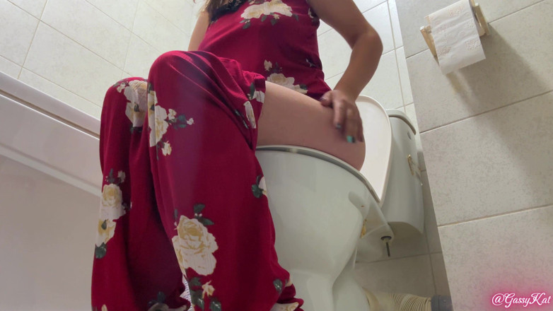 GassyKat: Nhà vệ sinh hàng ngày mùa 3 tập 3