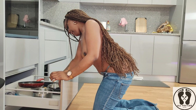 All You Can Fetish: Ass Buttcrack Top Less Ebony Maid Cleaning the Kitchen