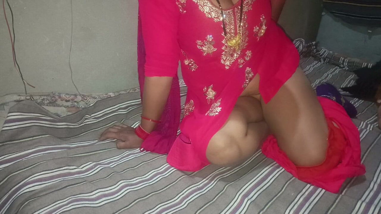 Savita5343: Wielki tyłek śliczna siostra przyłapuje brata na masturbacji i zostaje zerżnięta