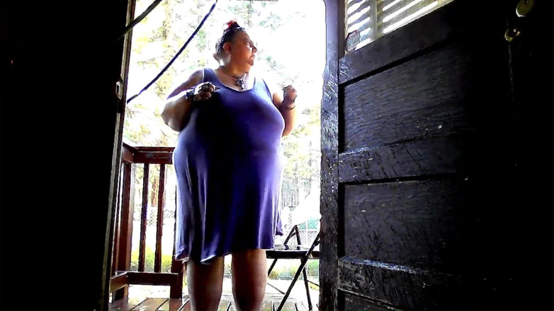 Mistress_T_FD_GD: Mandi di selang air. Bagian 3