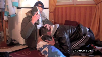 STRAIGHT BOY CURIOUS: Twink use dby badboy in sneakers