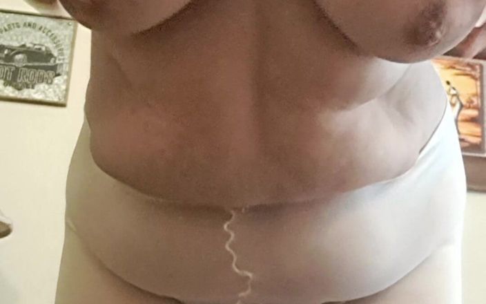 Mommy big hairy pussy: Bazı kıyafetlerle doğal orta yaşlı seksi kadın