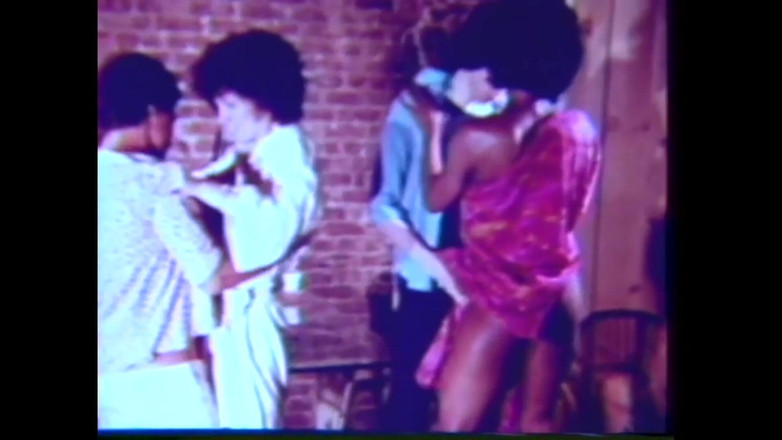 Vintage Megastore Full hd: मुख-मैथुन पार्टी (भाग 2)