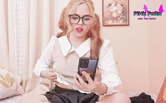 Pink Porn: Je me faufile quelqu'un