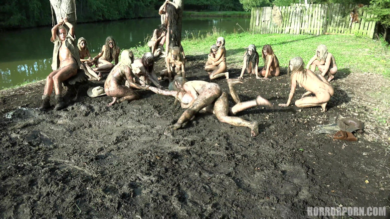 Horror porn: Porno de groază 21 amazoane