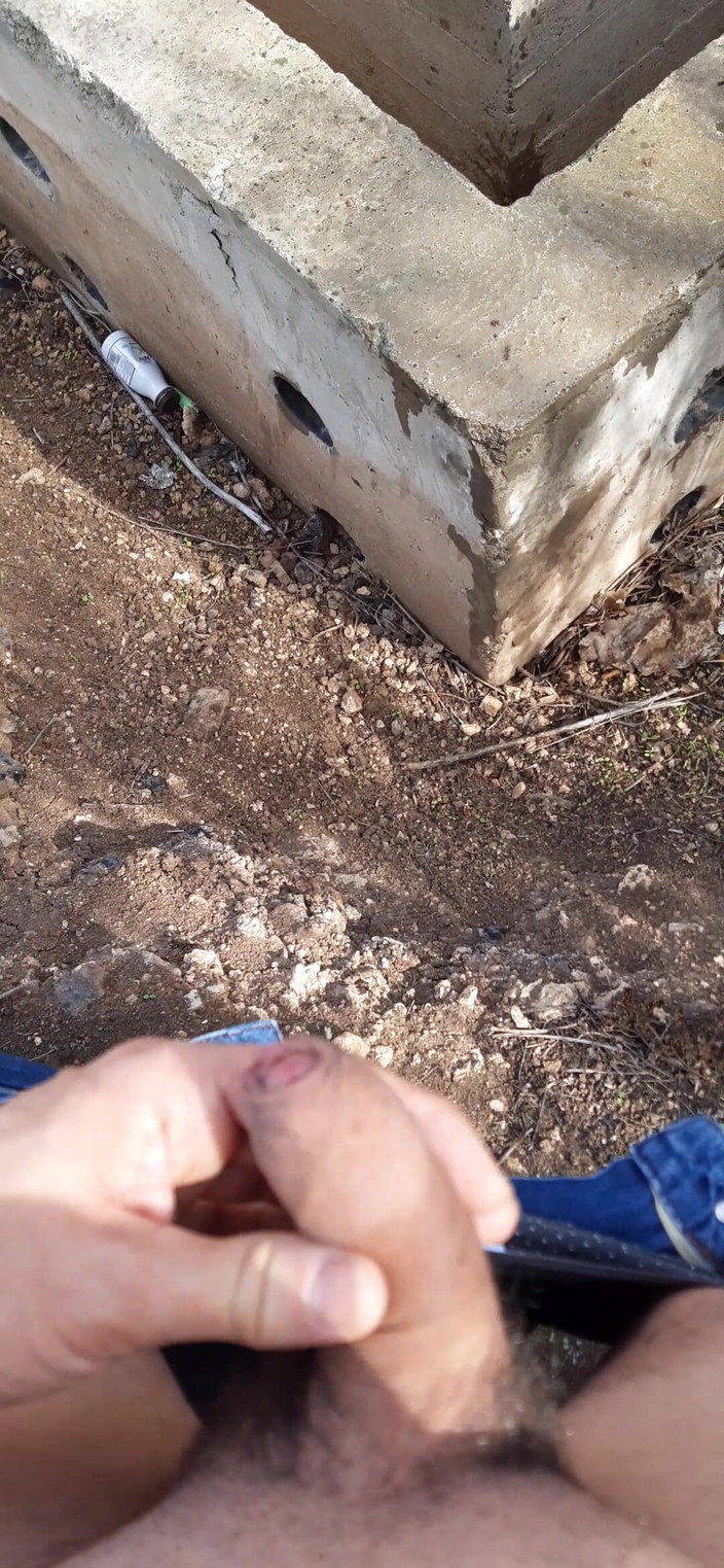 Orinadas_jmv54: Wysoki i duży mocz