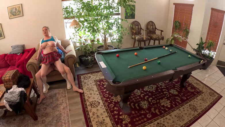 Erin Electra: Stepsister Wants to Do Something Fun
